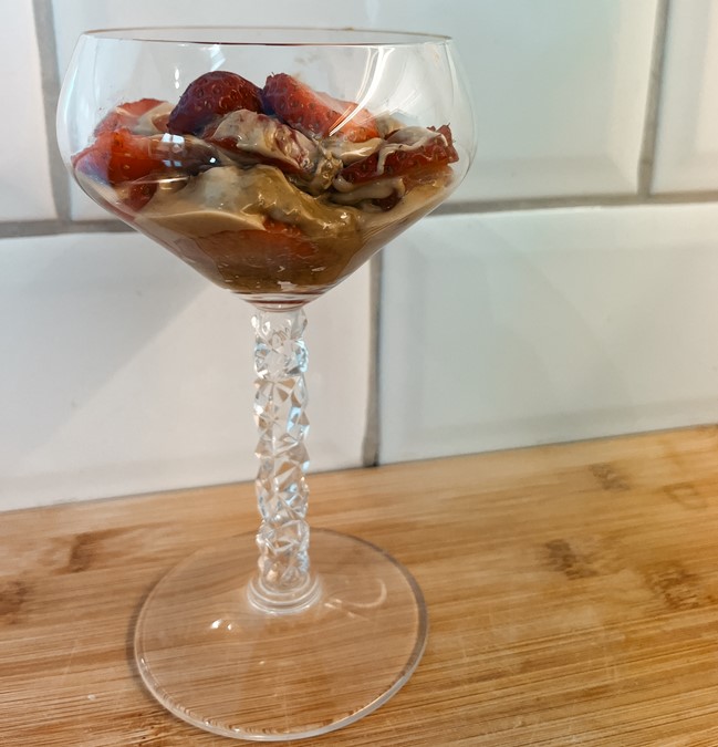 Dubai_Pistage_Strawberry_cup