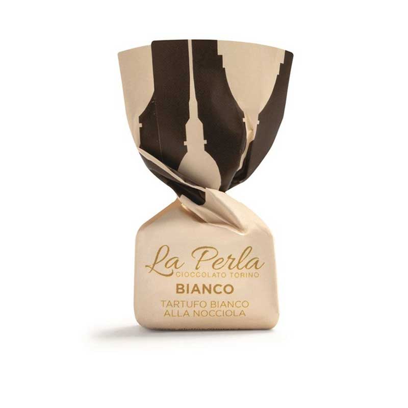 Vit chokladtryffel med hasselnötter