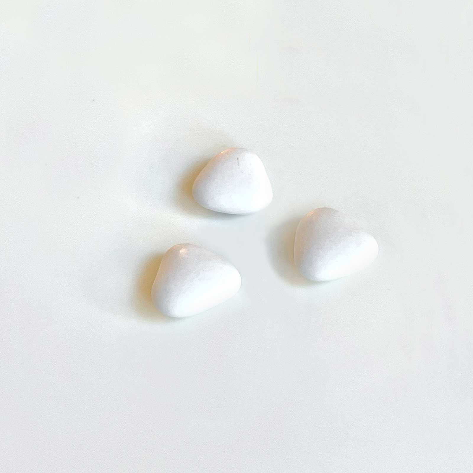 Vita hjärtan med mörk choklad